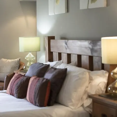 Hill Farm 8 Bainbridge