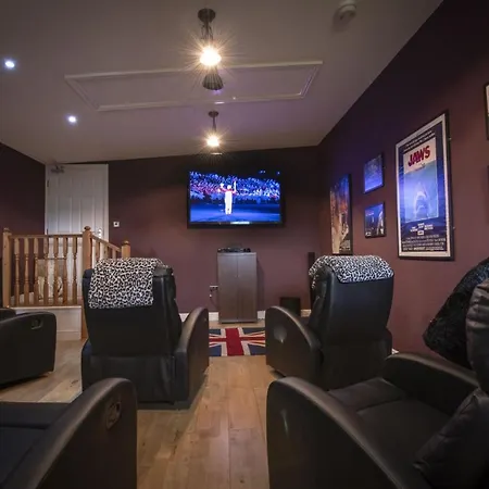 Hill Farm 8 Feriehus *