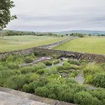 Prázdninový dům Hill Farm 8